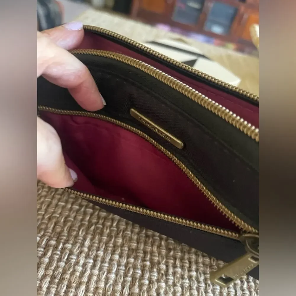 Travelon Black wallet with Gold